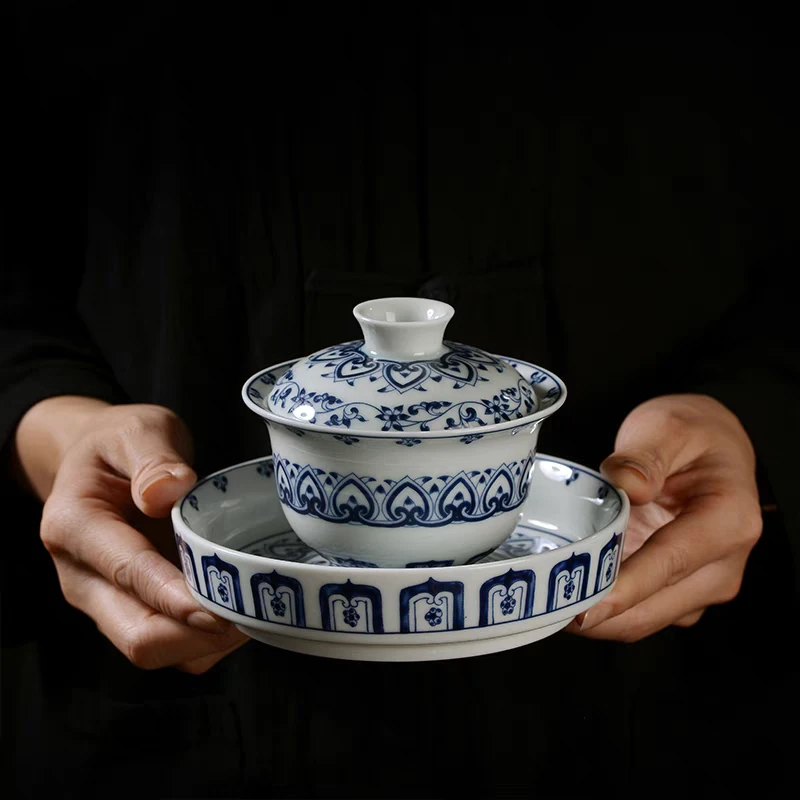 景德镇手工手作高端釉下彩青花瓷宝相纹陶瓷三才元宝盖碗