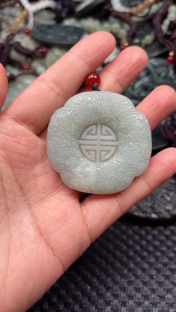 【闪购商品】和田玉颈饰未镶嵌1