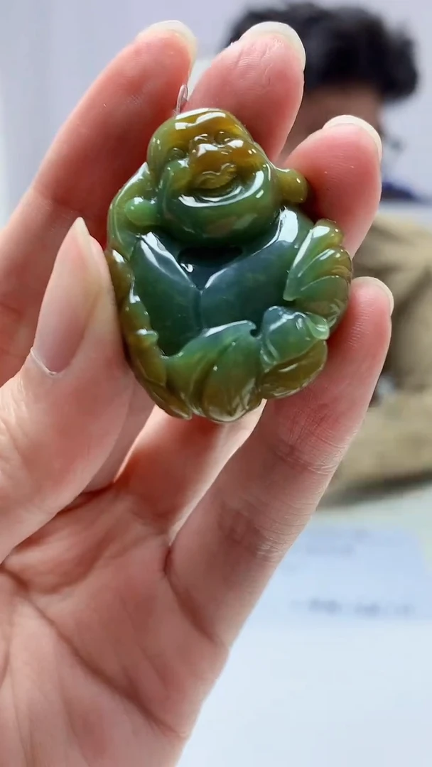 【闪购商品】定制翡翠未镶嵌4688zm-毛货挂件佛公92