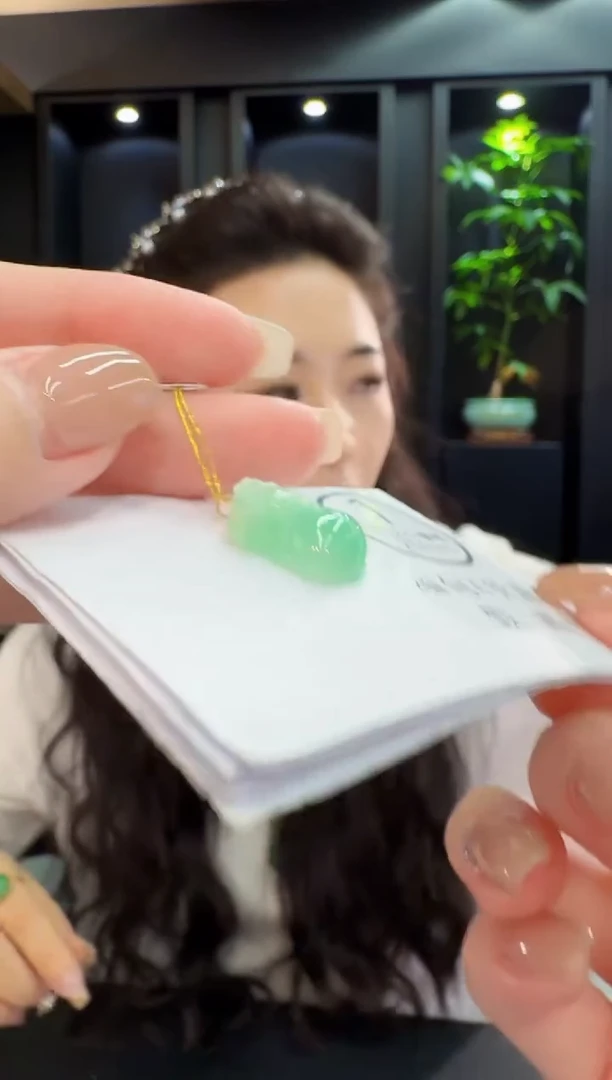 吊坠(不含链)18K金镶嵌翡翠 缅料A货/支持复检/一件