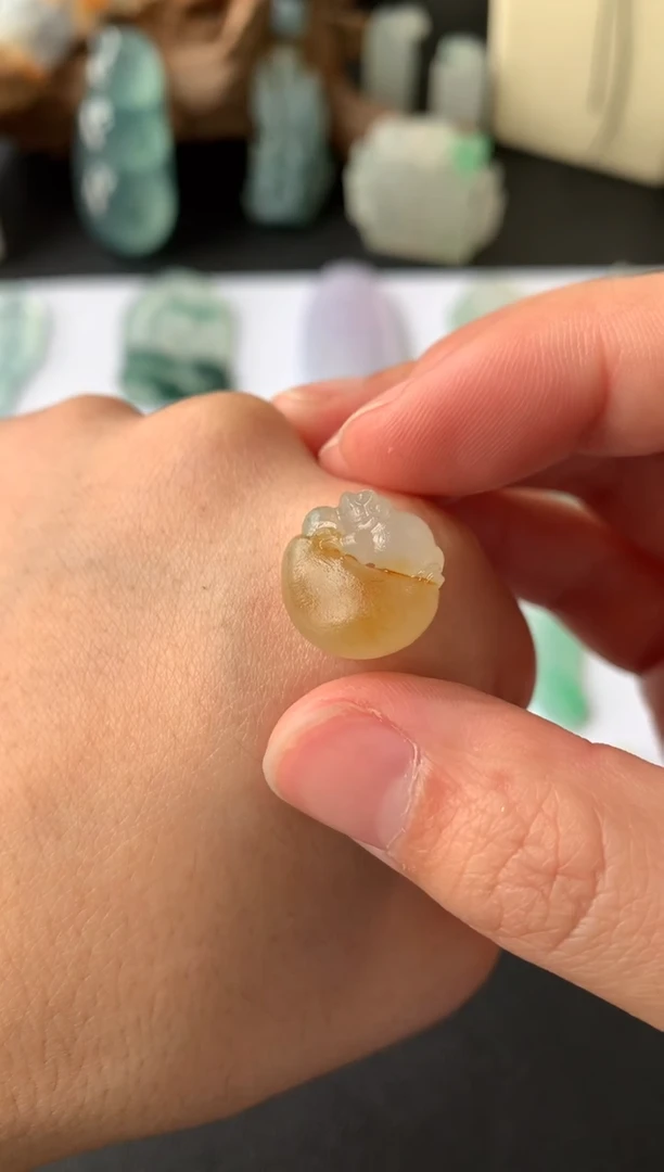 【闪购商品】定制翡翠未镶嵌翡翠