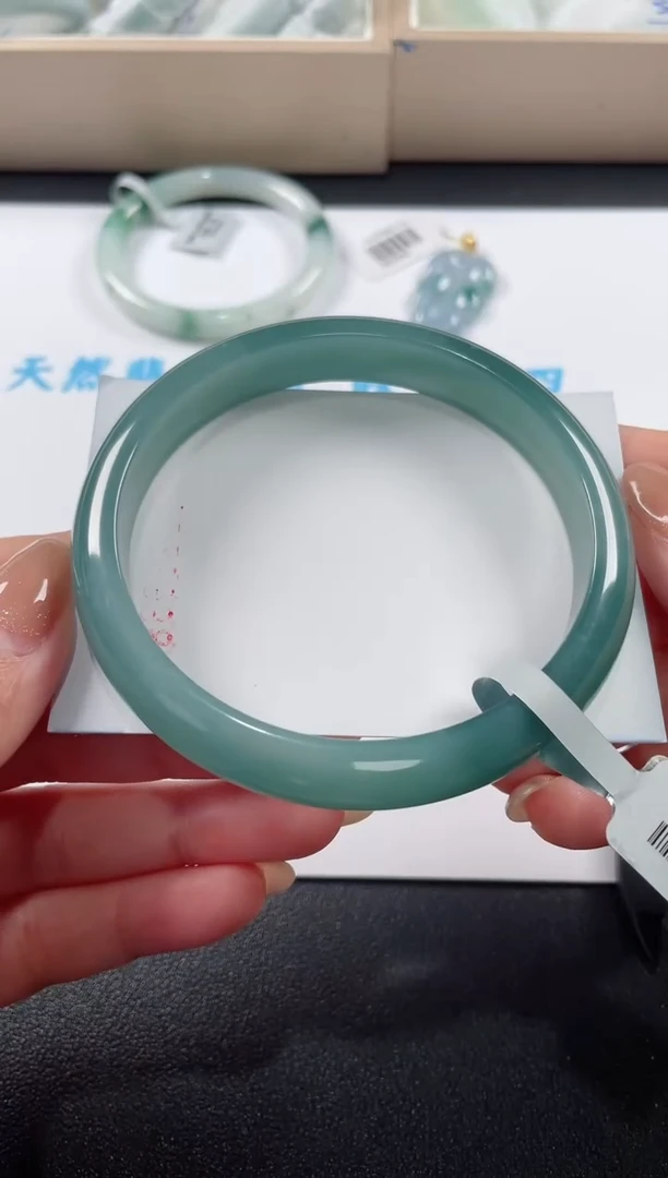 未镶嵌手镯翡翠基地发货H 3777  68+