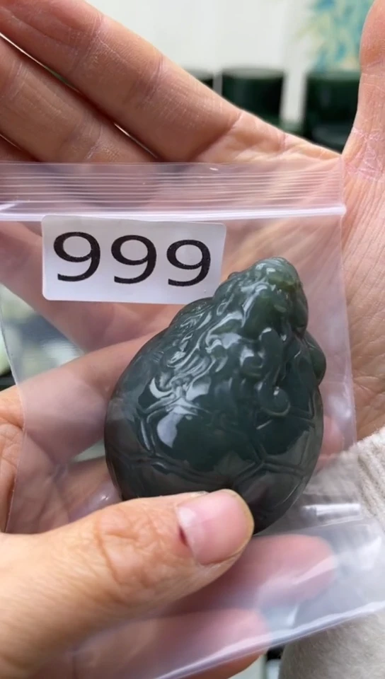未镶嵌和田玉珠宝半成品龙龟