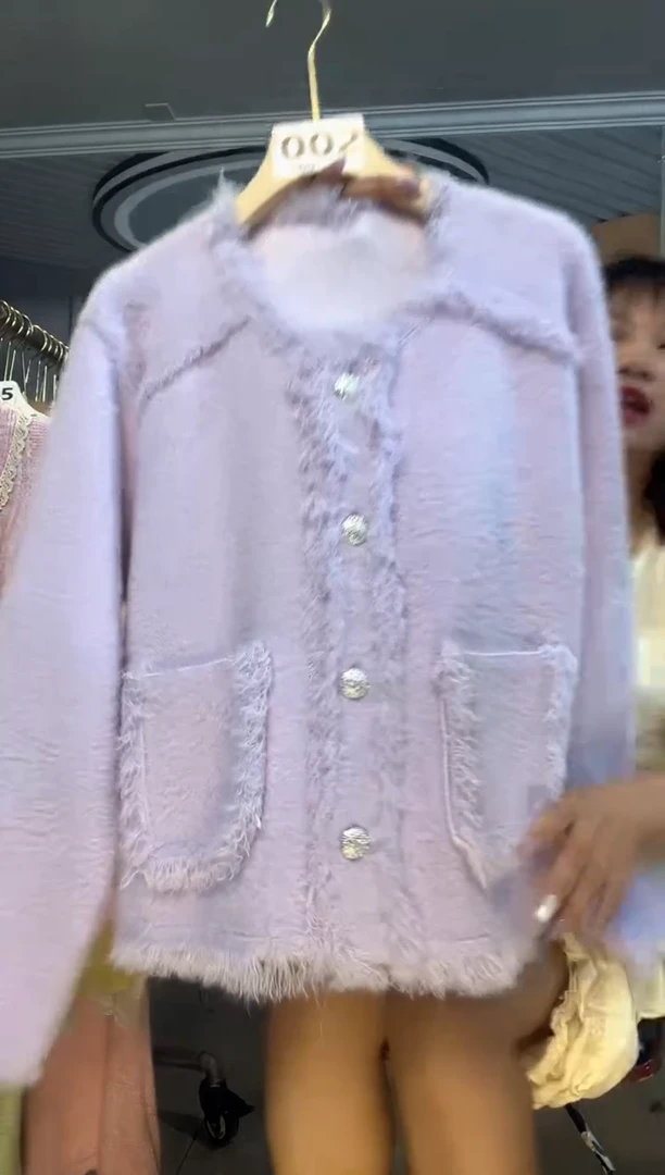 毛衣小小月精选服饰
