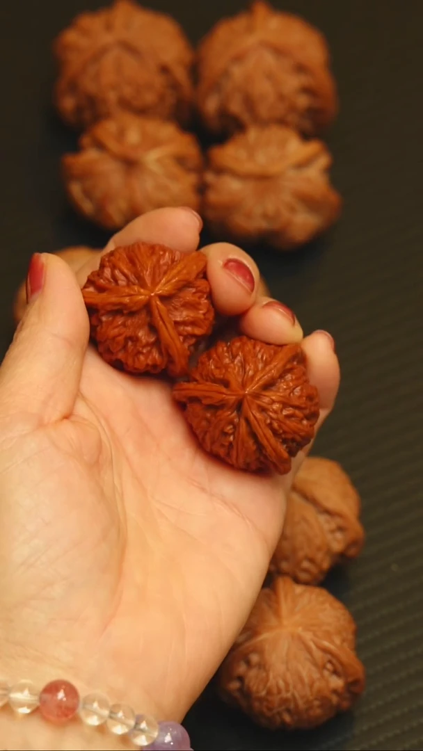 吊坠文玩核桃35+ 小宫灯奔