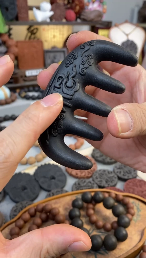 泥塑何首乌发合香梳