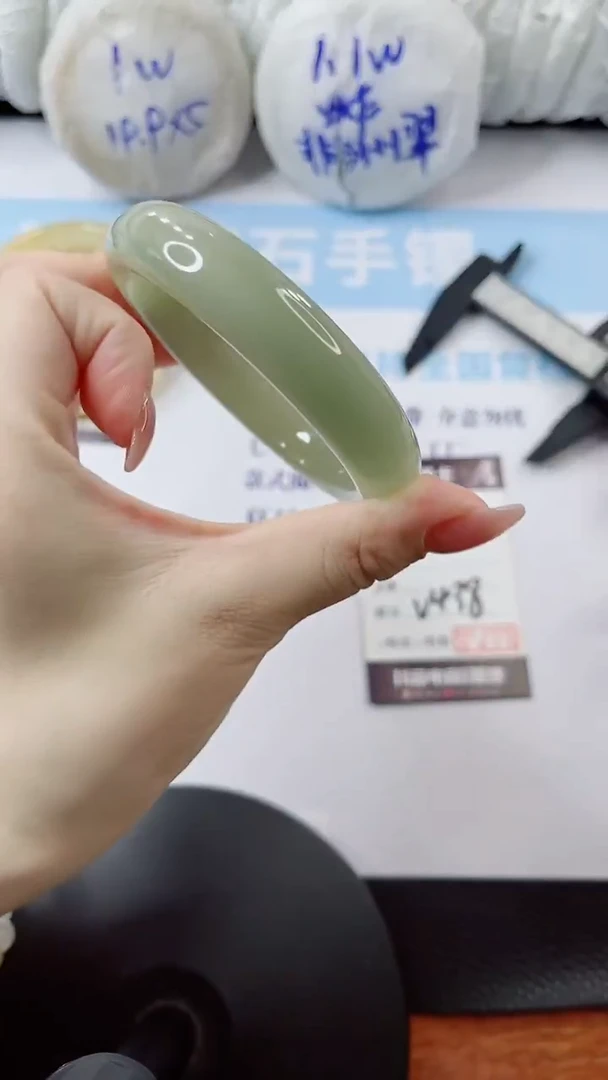 石英质玉手镯未镶嵌多样性发货V438