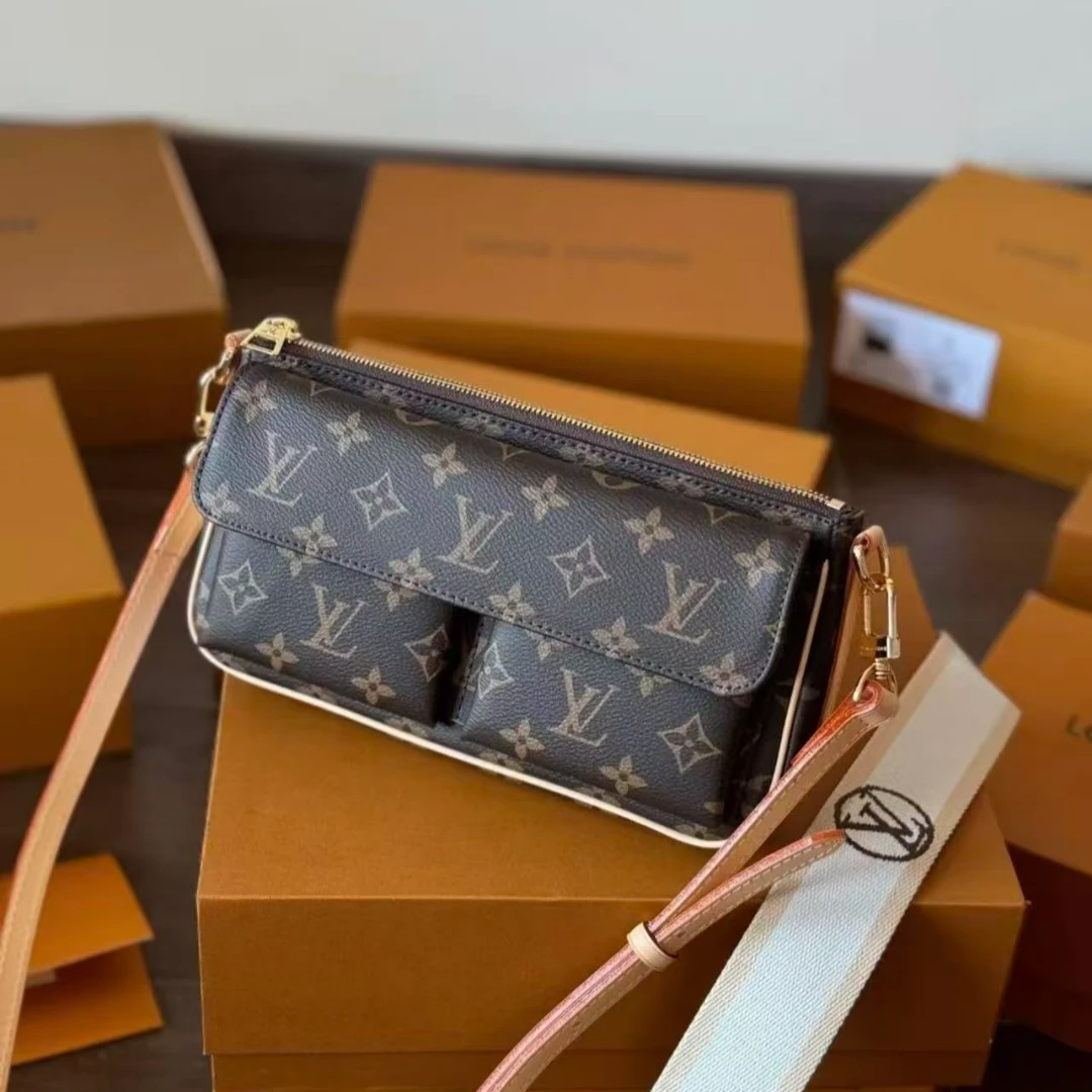 99新 LouisVuitton/路易威登 老花 PVC 斜挎包【静文】BGK117610001