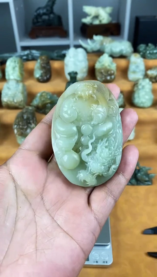 未镶嵌和田玉把件1