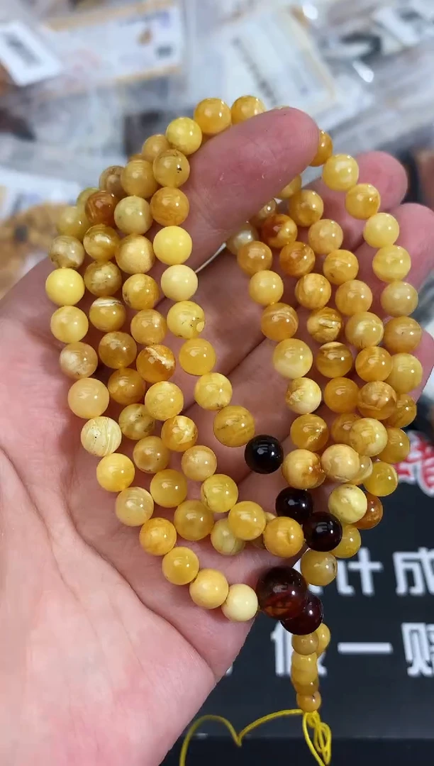 蜜蜡未镶嵌珠宝奇石165