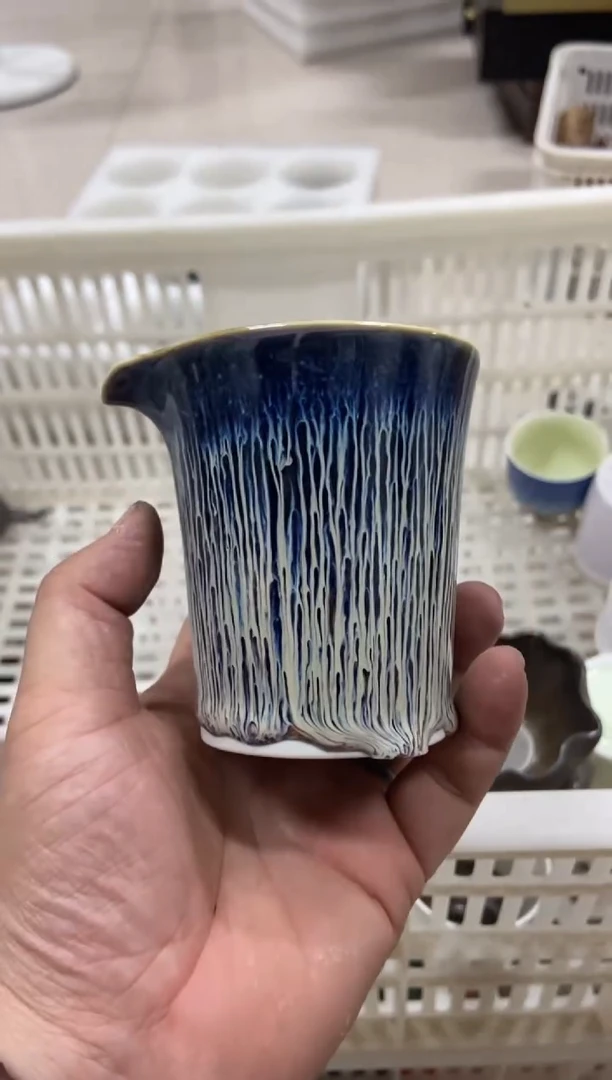 杯无运费险有瑕疵的摄影的产品有使用过的痕迹有点脏介意勿拍