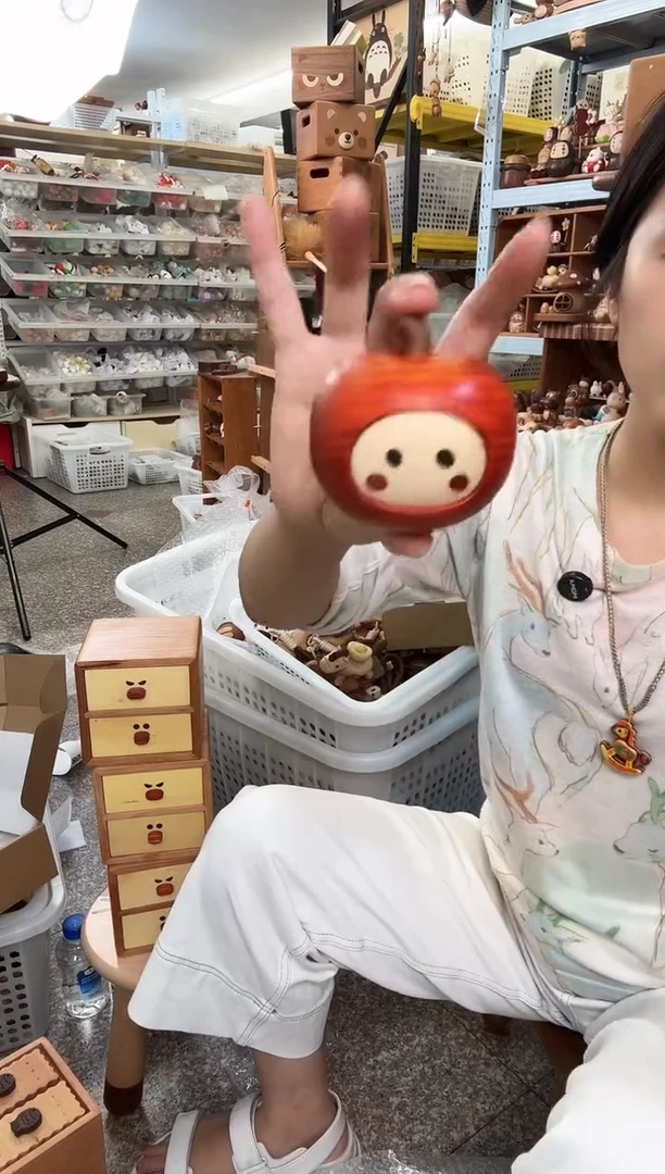 木瑕疵苹果无手脚1个