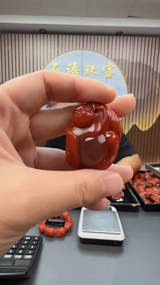 未镶嵌雕刻南红玛瑙091ZB1030产品一个