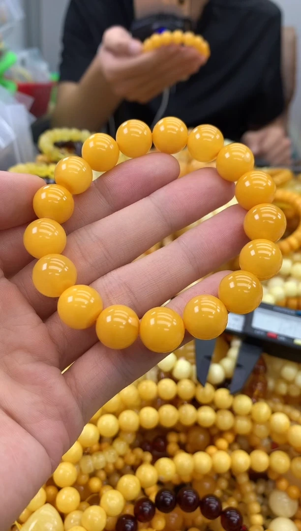 裸石蜜蜡未镶嵌M**楊手串