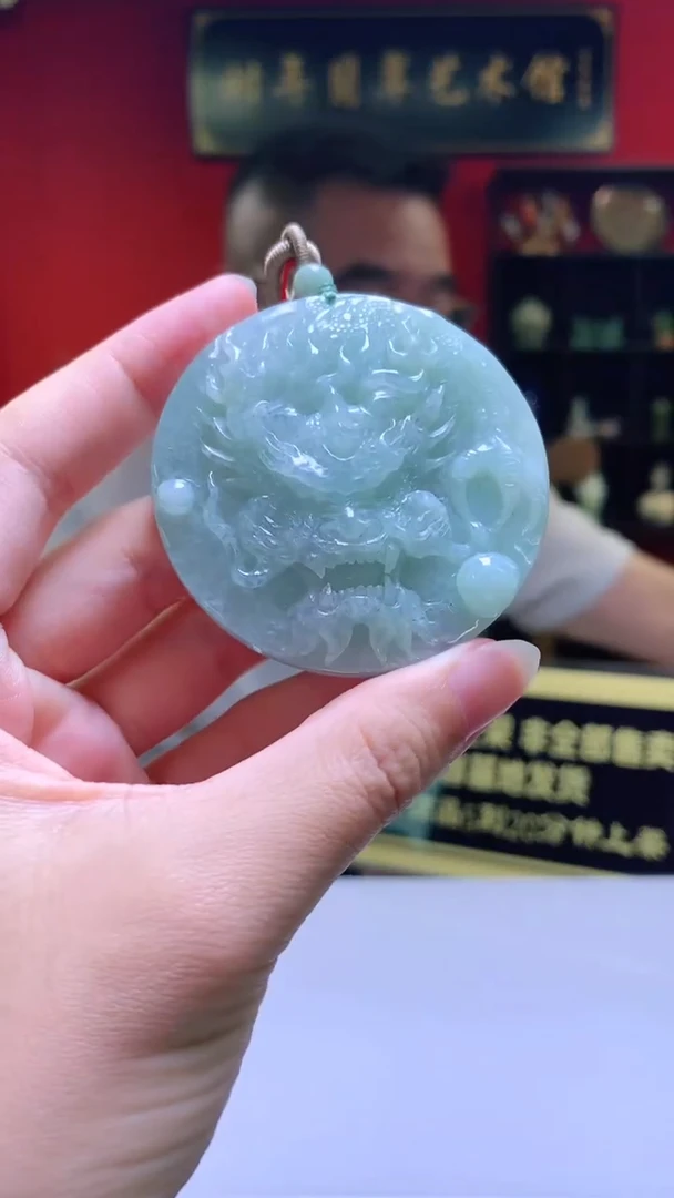 定制翡翠未镶嵌翡翠A货多样性发其一