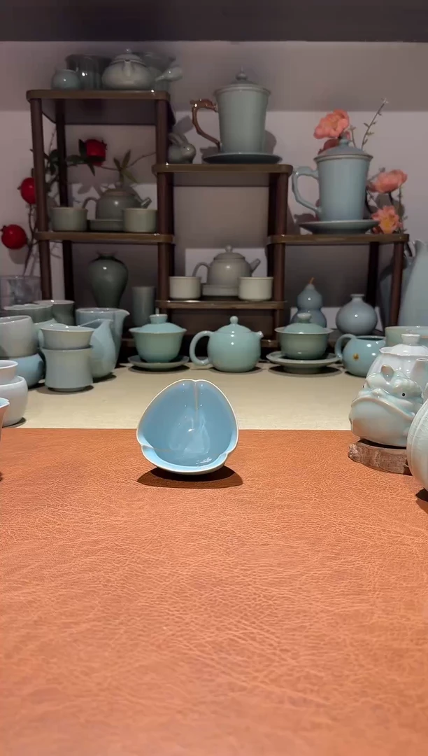 杯子瓷289三曲花口杯 主人杯品茗杯 天青釉微瑕