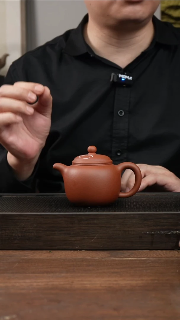 茶杯紫砂红清水匏尊      200CC   微瑕