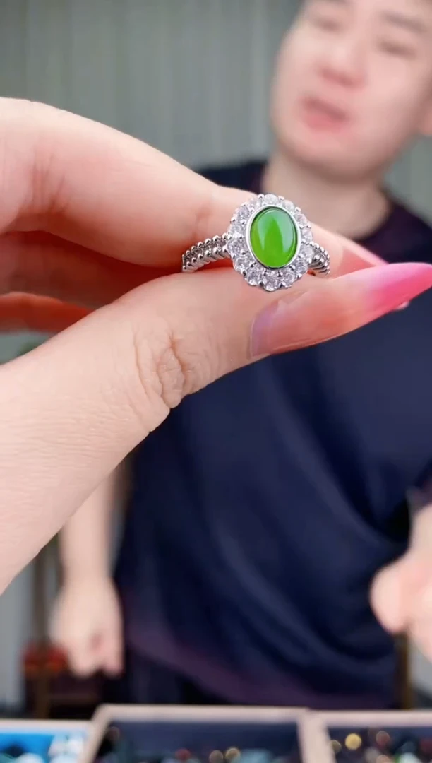 和田玉未镶嵌挂件拍一发一，多样性发货！