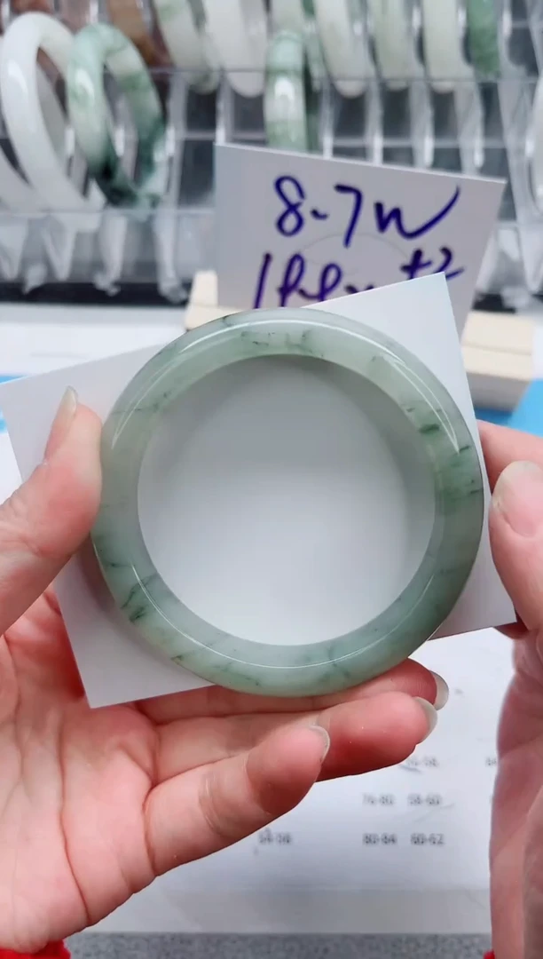 【闪购商品】石英质玉手镯未镶嵌A417-57.8