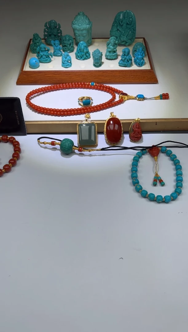 南红玛瑙手串手串18K金镶嵌手串手串