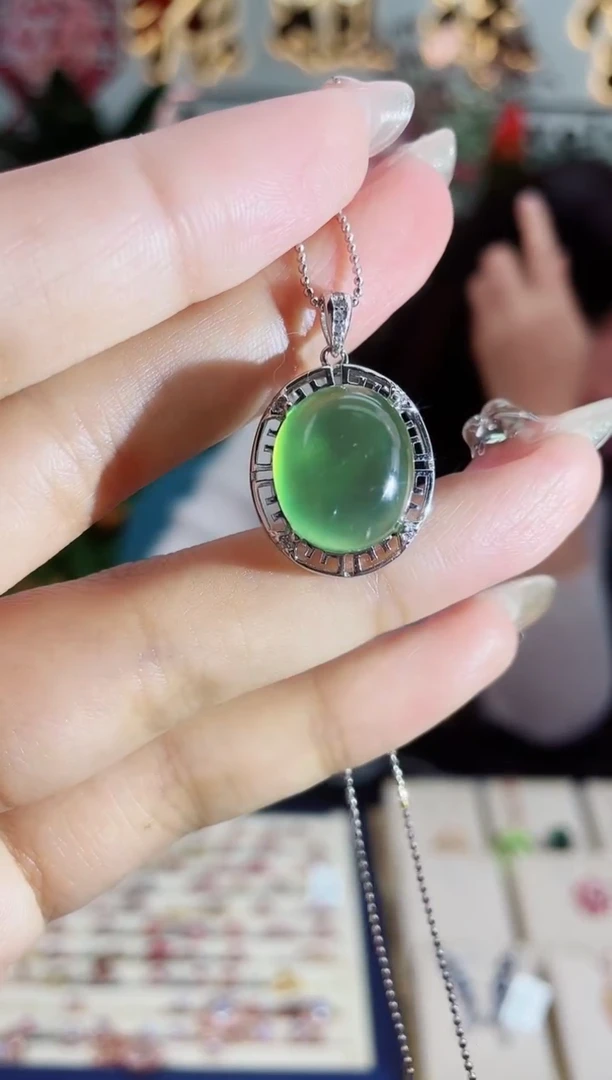【闪购商品】葡萄石颈饰银S925镶嵌吊坠