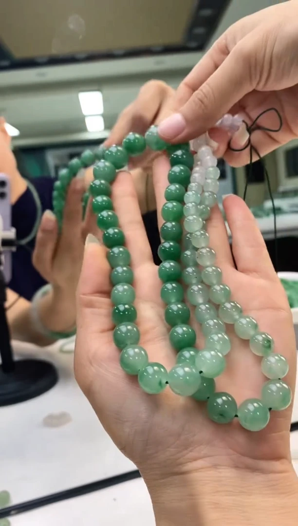 颈饰未镶嵌石英质玉塔链