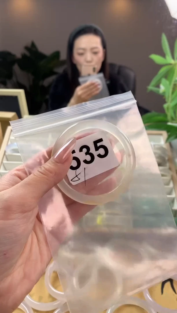 【闪购商品】玛瑙/玉髓手镯未镶嵌535