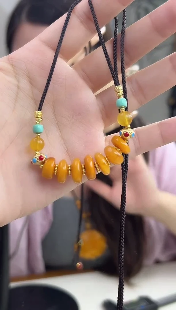 裸石琥珀未镶嵌天然琥珀蜜蜡吊坠多样性发一条