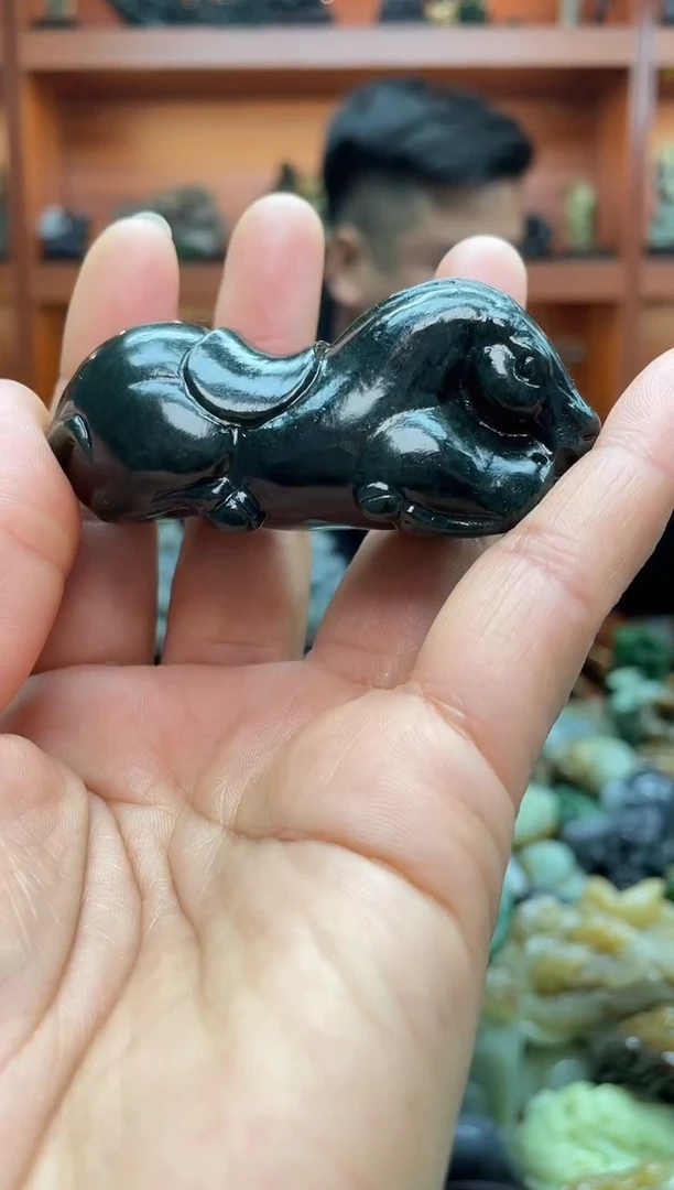 未镶嵌和田玉把件1