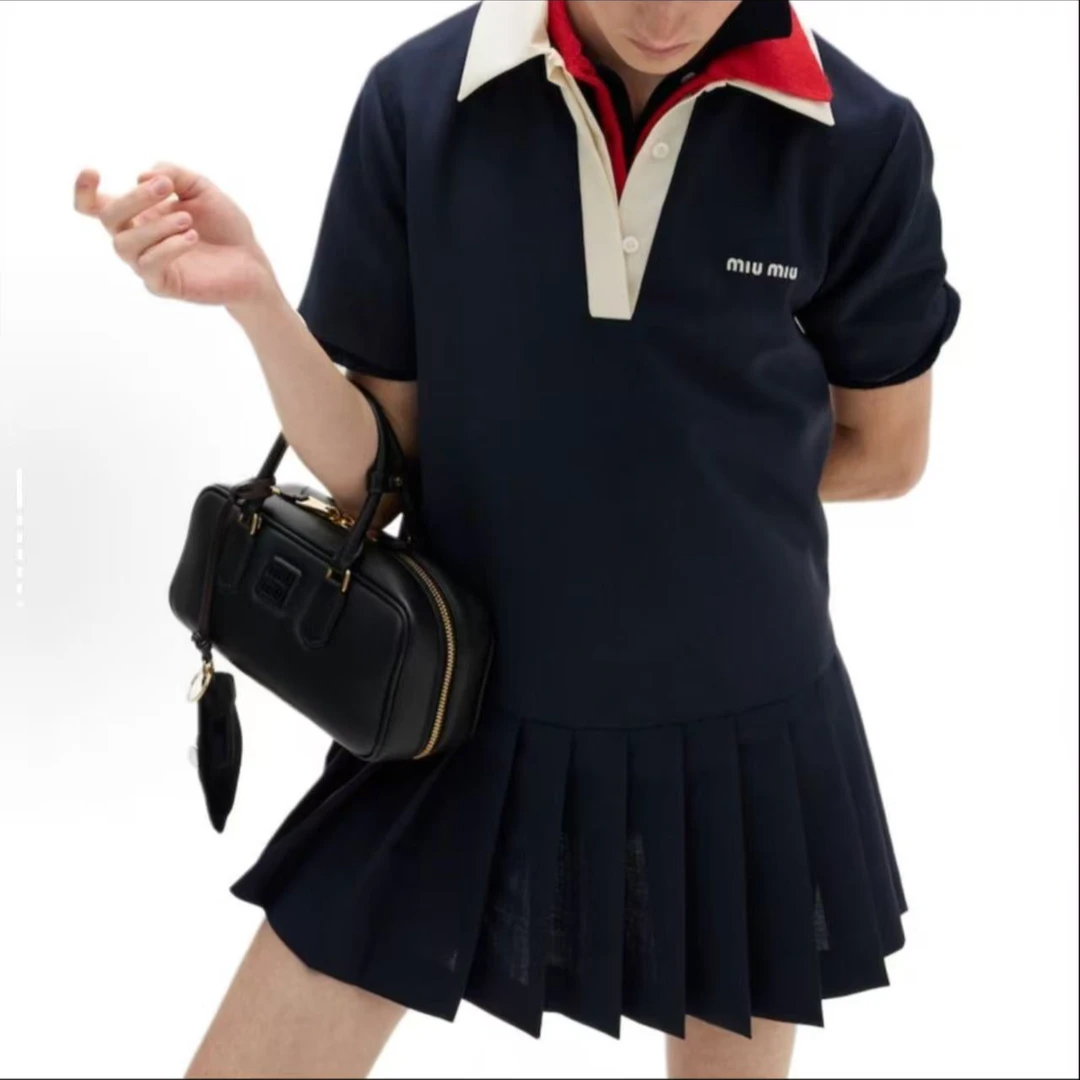 99新 MIU MIU/缪缪 FW25女士褶边Polo衫领藏青色连衣裙 38码