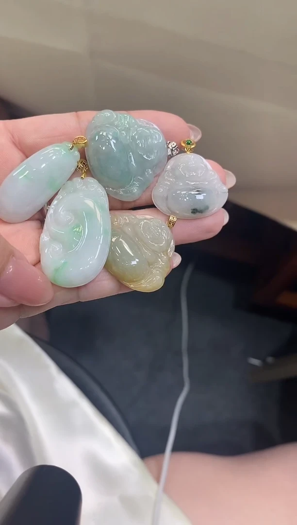 翡翠18K金镶嵌吊坠(不含链)组合5个