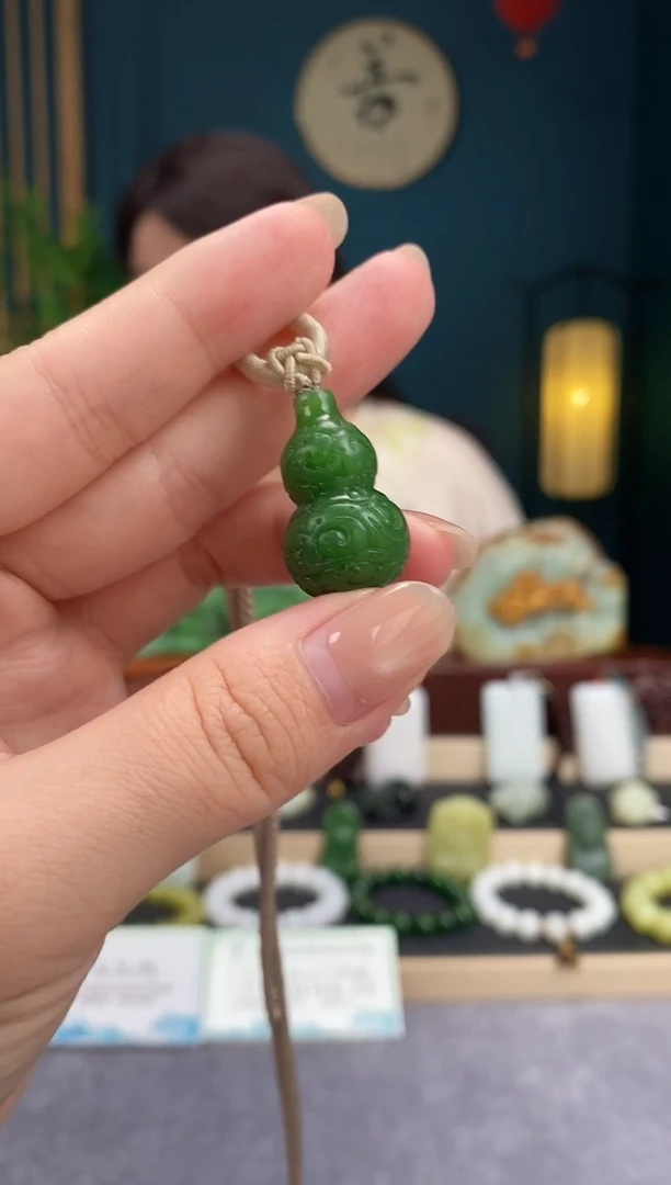 吊坠(不含链)未镶嵌和田玉吊坠