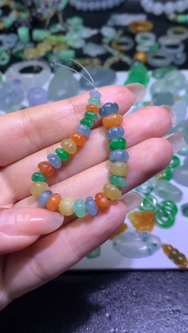 未镶嵌定制翡翠炫*儿毛货