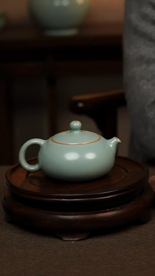 瓷片仿古天青全手工扁西施壶200ml 一级礼盒包装