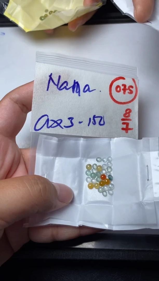 定制翡翠未镶嵌N**a缅甸天然翡翠A货75