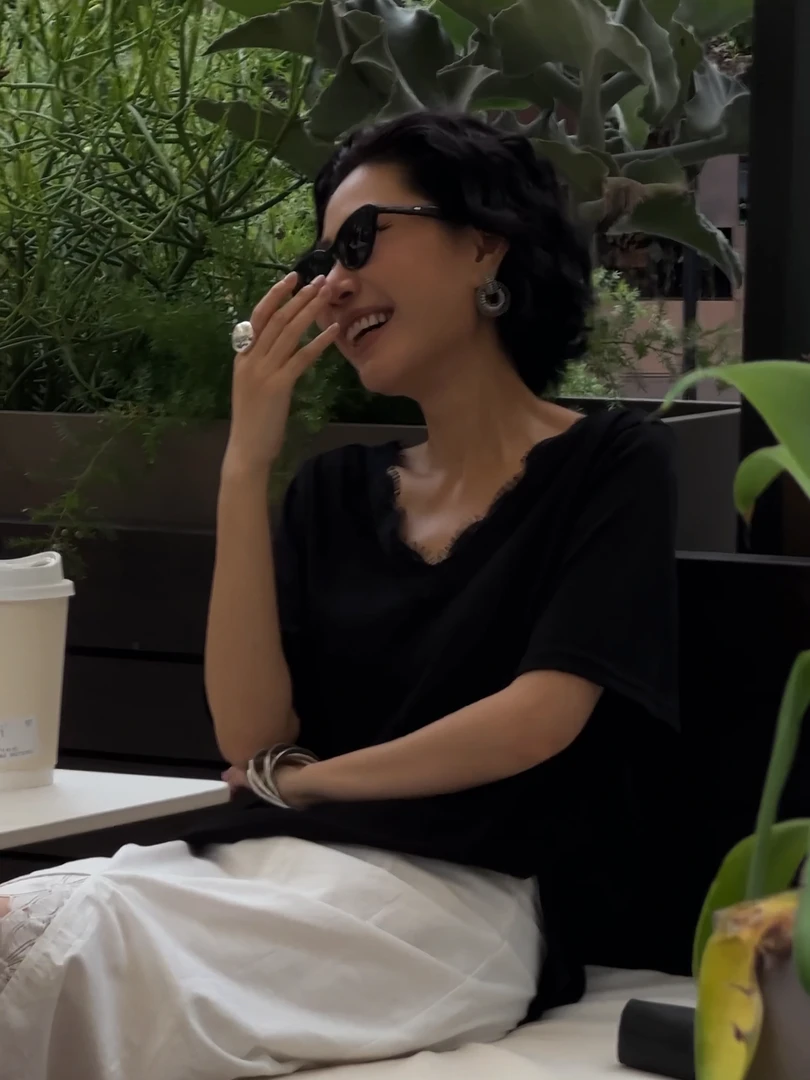 WUWU STUDIO【纸约】轻熟风设计感睫毛蕾丝拼接交叉绳上衣T恤3300