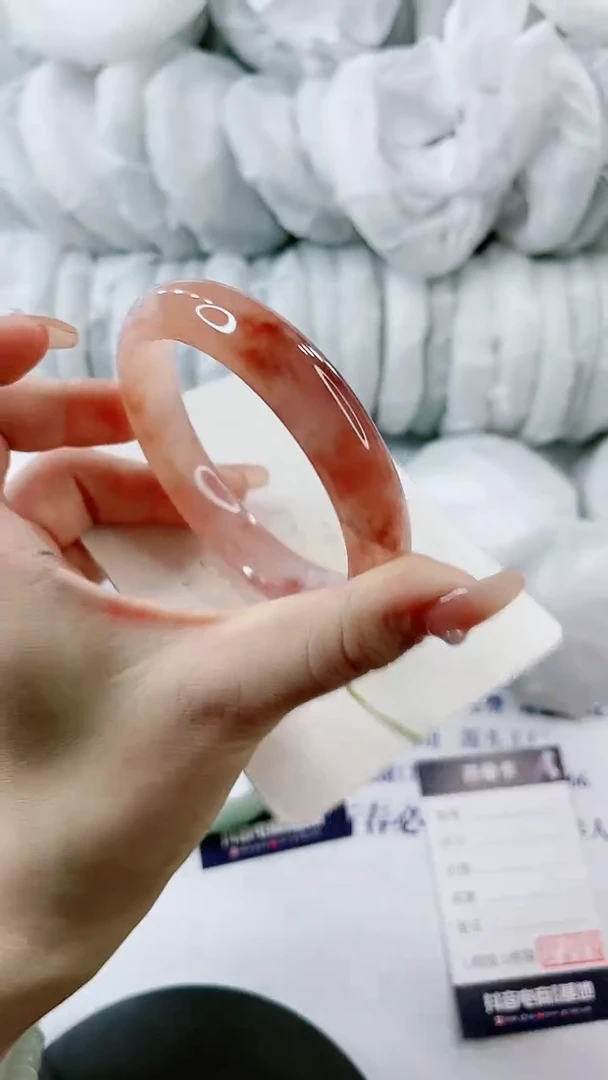 【闪购商品】石英质玉手镯未镶嵌0330509640-多样性发货