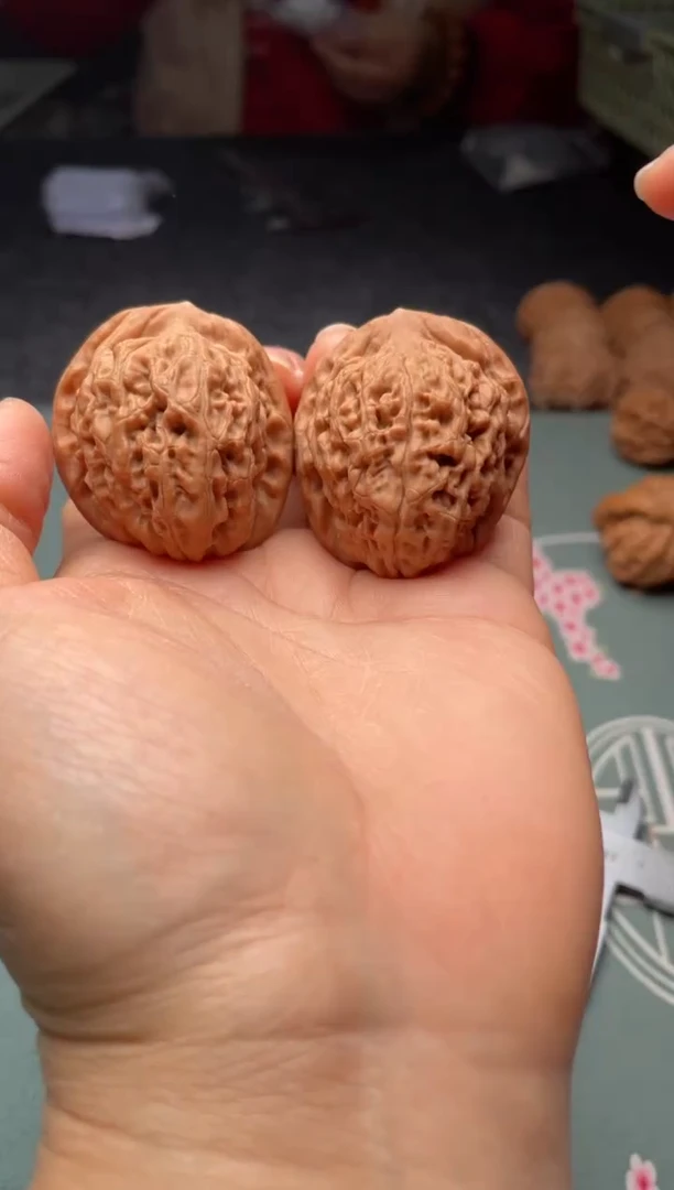 把件文玩核桃w135  莲花 37尺