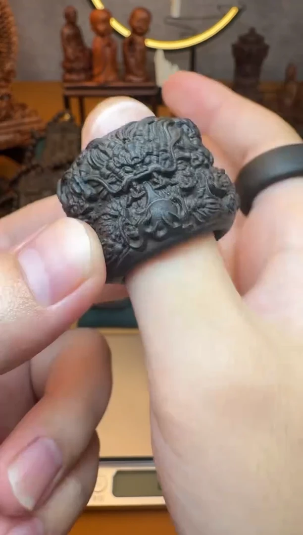 贡木把件《巴布亚贡木》九龙扳指