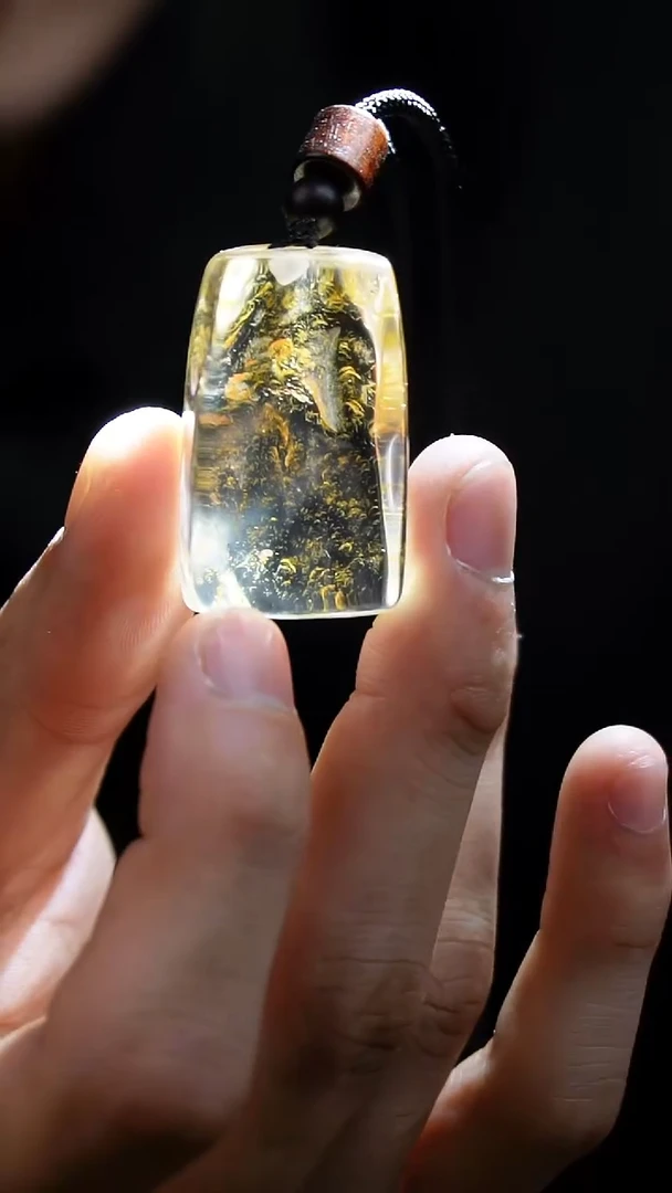 吊坠(赠链)未镶嵌水晶水晶