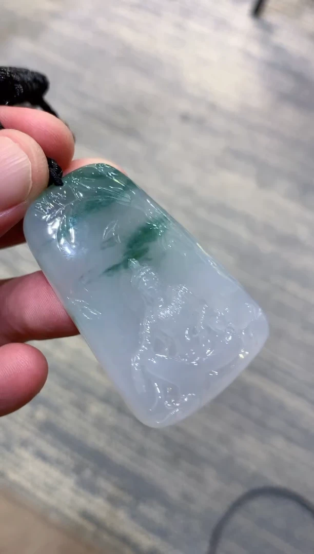 颈饰未镶嵌翡翠天然A货翡翠