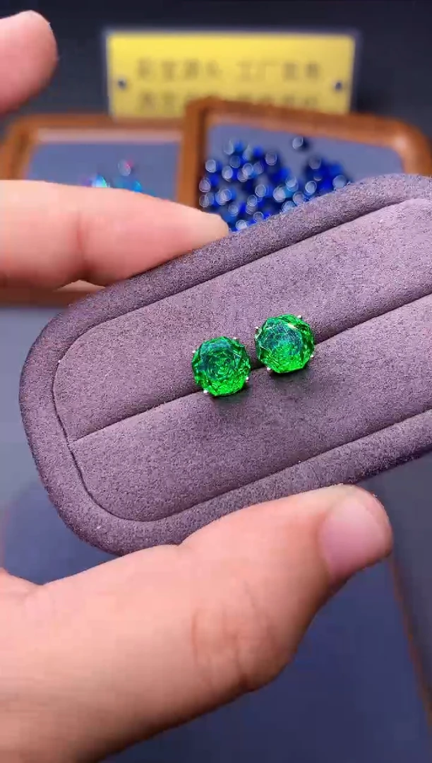 耳钉透辉石银S925镶嵌0000