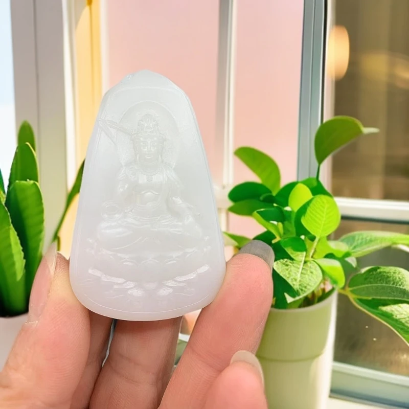 【琪玉轩】精品时尚和田玉白色观音牌子精美的雕工