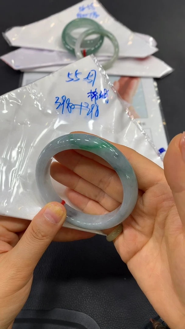 未镶嵌手镯翡翠正圈乌鸡55-57买断价不退换