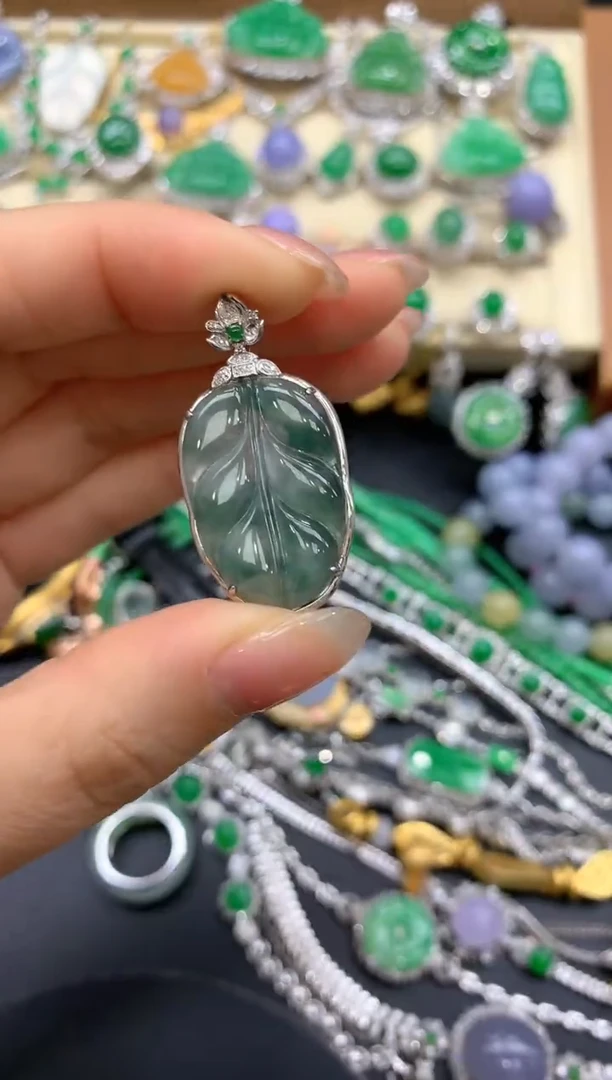 【闪购商品】翡翠颈饰18K金镶嵌150-中国好珍宝