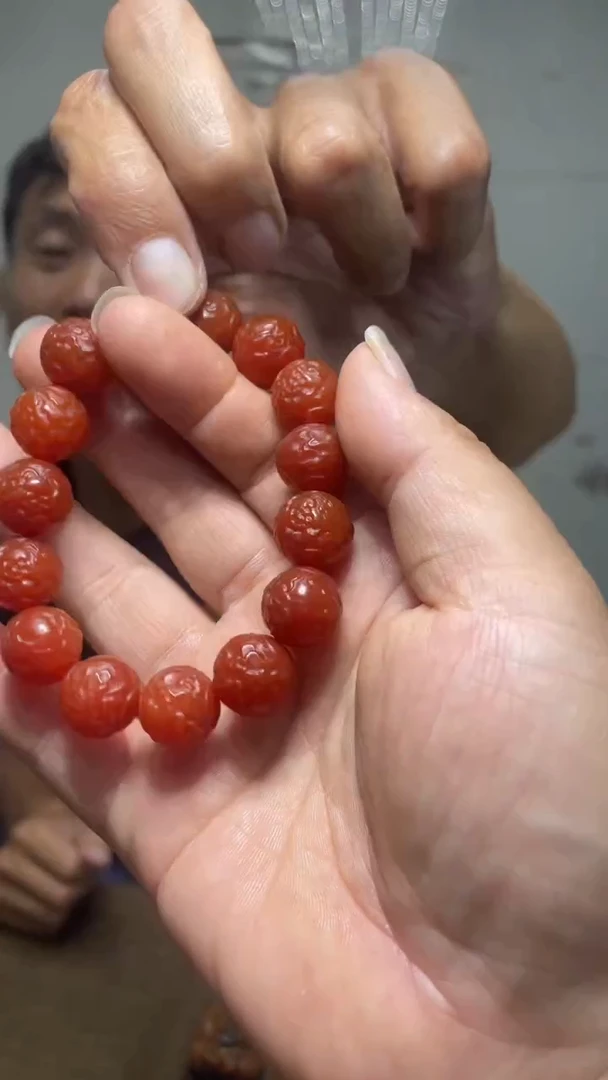 南红玛瑙未镶嵌挂件1