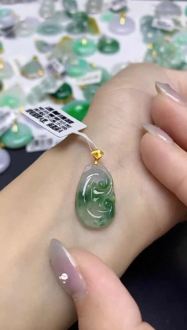 颈饰18K金镶嵌翡翠天然缅甸翡翠A货百元以上9元证书费自理