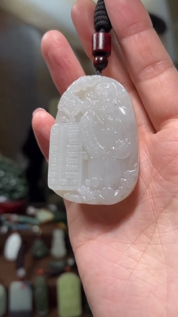 颈饰未镶嵌和田玉`