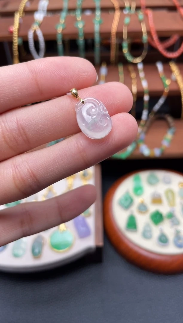 【闪购商品】翡翠吊坠(不含链)18K金镶嵌一个  JK235