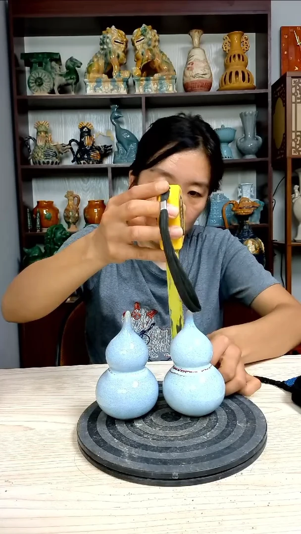 经典精美复古风格瓷器